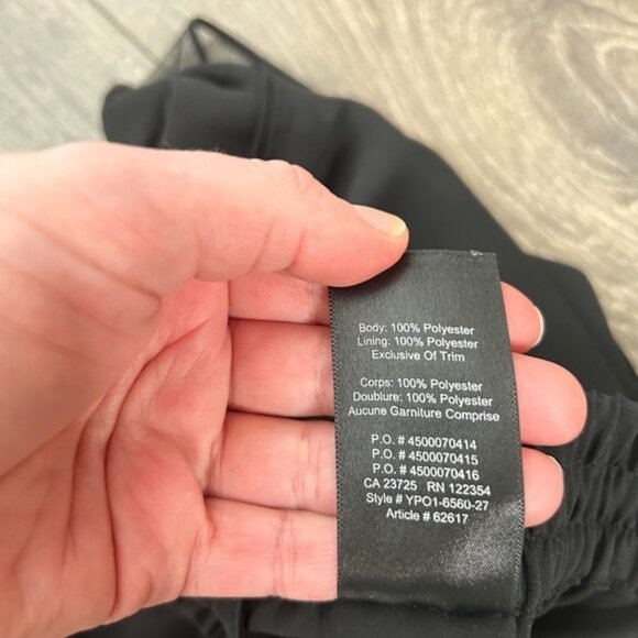 Aritzia Babaton Norbert Shorts Mesh Lace trim Mid low rise Black Size XXS - Picture 12 of 12